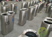 分類垃圾桶被封為正宮，一次性用餐具被打入冷宮