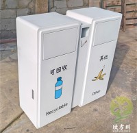 廣場三色絲網(wǎng)印刷不銹鋼分類垃圾桶