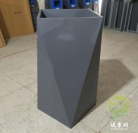 商場(chǎng)菱形灰色烤漆不銹鋼花盆