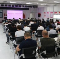 黨建引領(lǐng)新時(shí)尚，垃圾分類齊參與