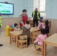 垃圾分類進校園，助力生態文明建設